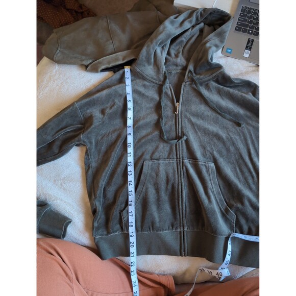 Juicy Couture green zip up hoodie size medium - Picture 8 of 8